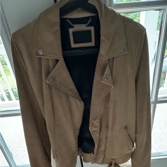 UGG Suede Leather Moto Jacket . Worn maybe 1-2 times. In excellent condition. - Picture 4 of 7